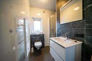 Bathroom - EuroParcs Texel  (De Cocksdorp)