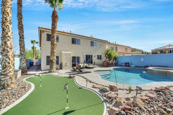 Outdoor pool, a heated pool