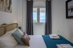 2 habitaciones, tabla de planchar con plancha y wifi gratis 