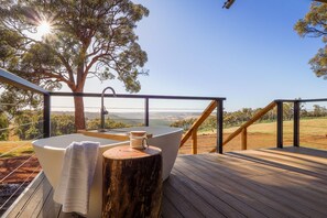 Egyptian cotton sheets, premium bedding, down duvets, pillow-top beds - Serenity Gully (Kangaroo Gully)