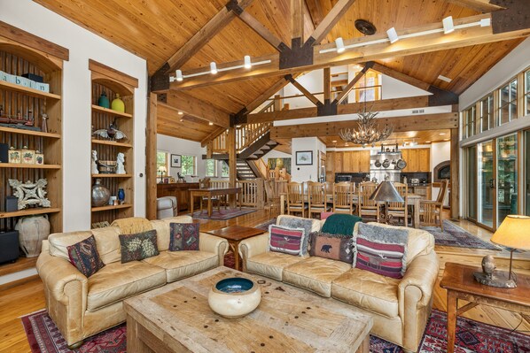 TV, fireplace - 101 Park Avenue | Expansive Private Home in East Aspen, Walking Distance to Town (Aspen)