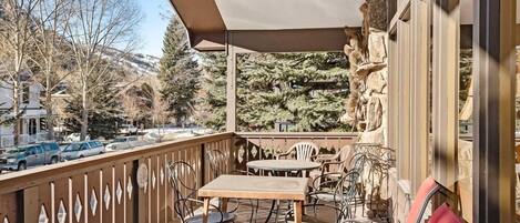 تناول الطعام بالخارج