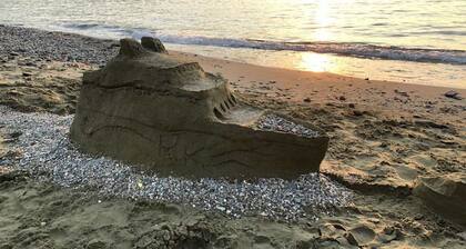 Cycladic White Stone House in super convinent location Chora