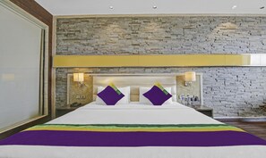 Deluxe Room | Desk, iron/ironing board - Treebo Premium Arista (Mohali)