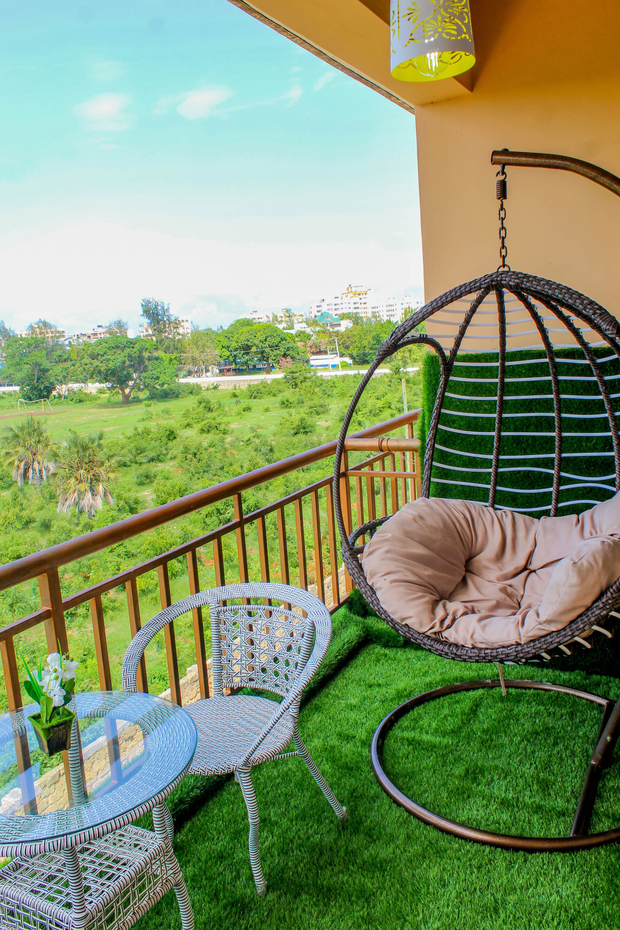 المنطقة المحيطة بالمنشأة