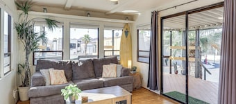 Dock & Beach Access: Cozy Lake Havasu City Home!