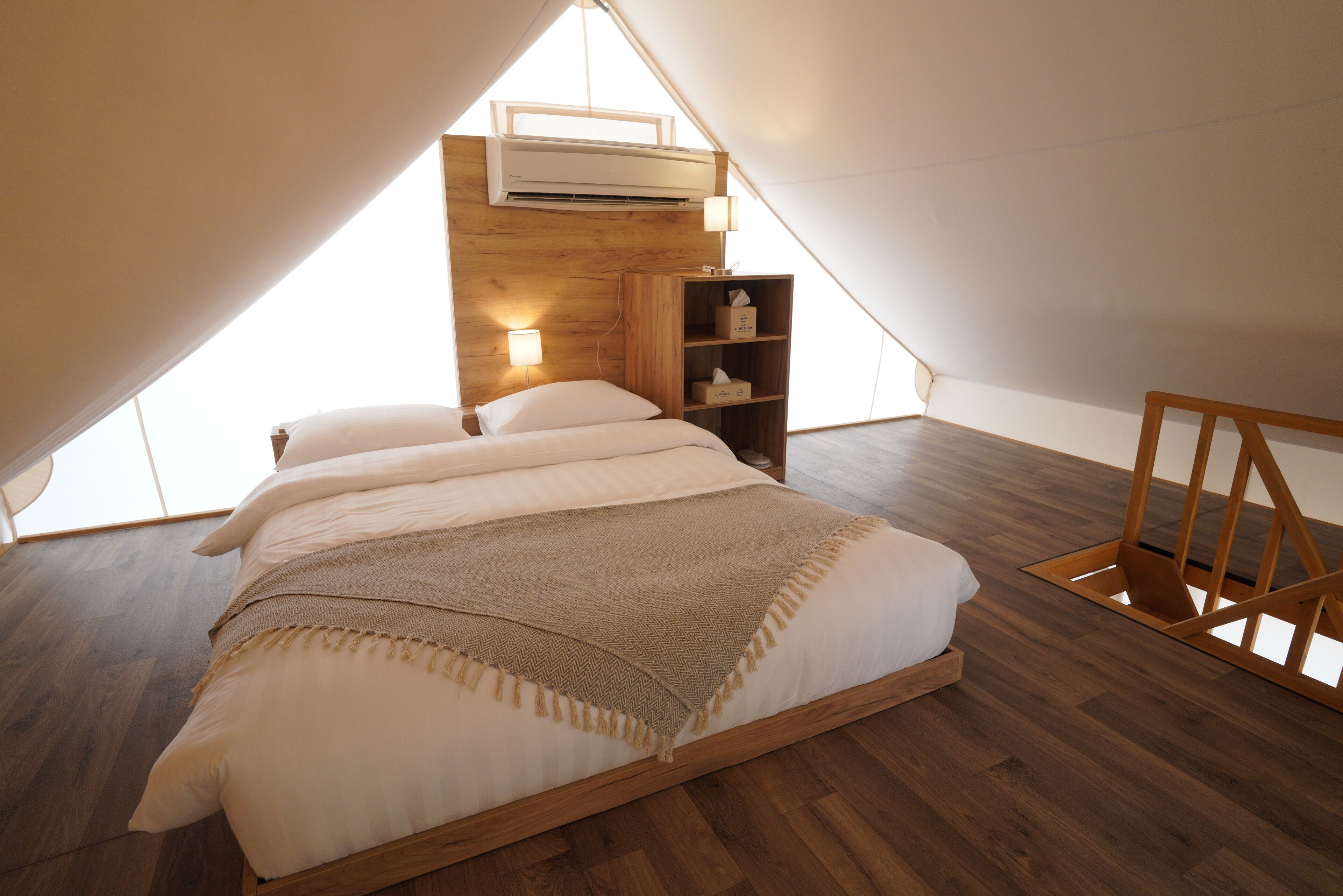 Photo - Bab Al Nojoum Hudayriyat Camp