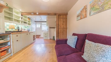 Cottage | Living room