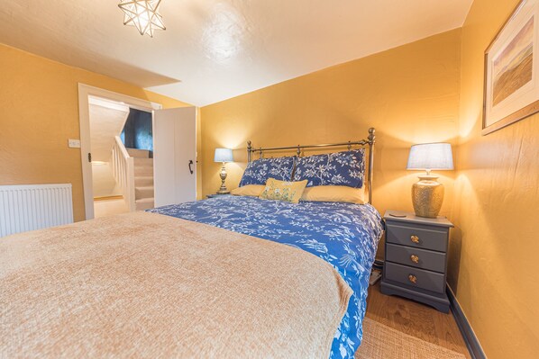 1 bedroom, iron/ironing board, free WiFi, bed sheets - Cosy Dog Welcoming, Countryside Retreat (Lancaster)