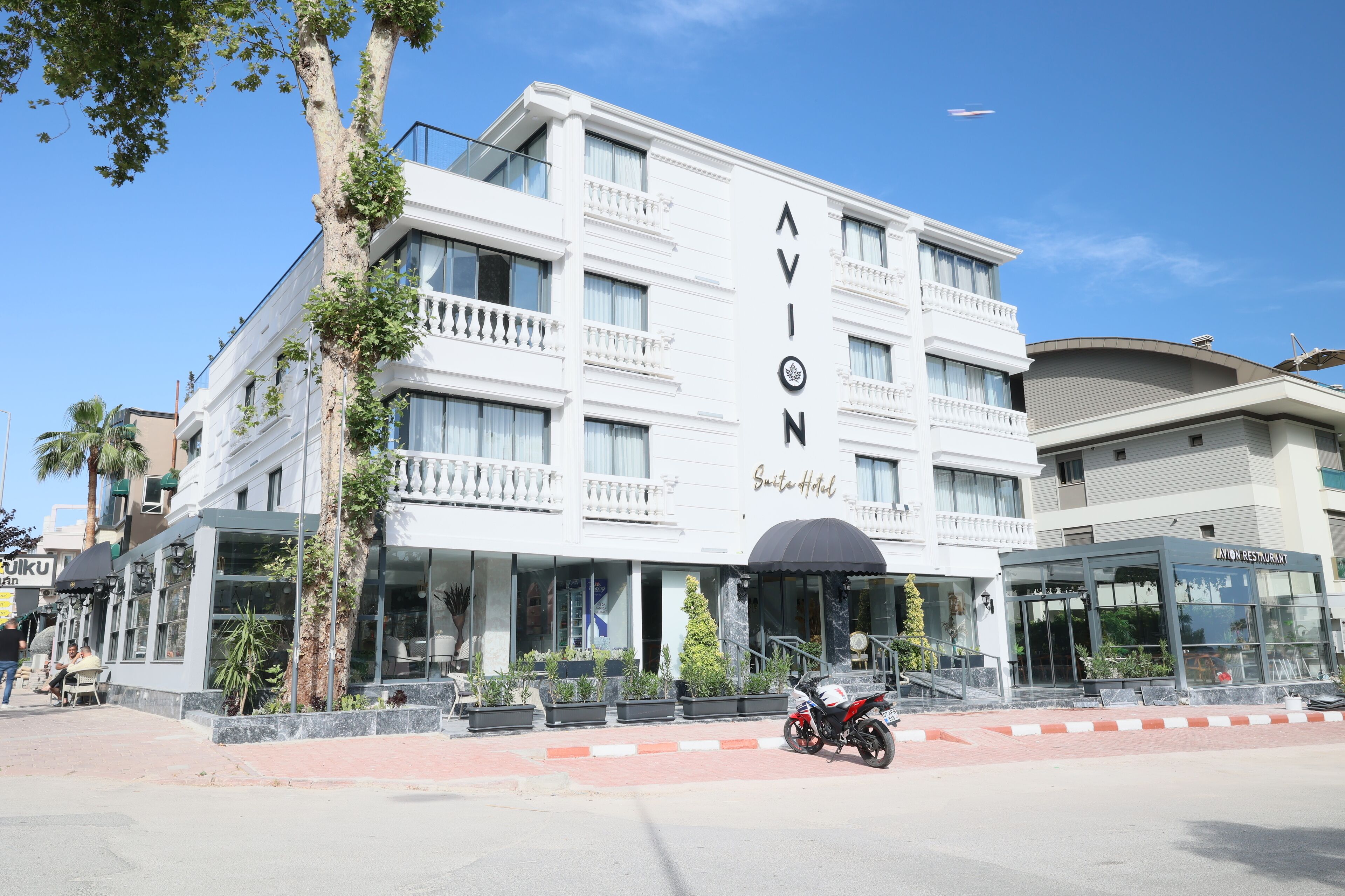 Photo - Avion Suite Hotel