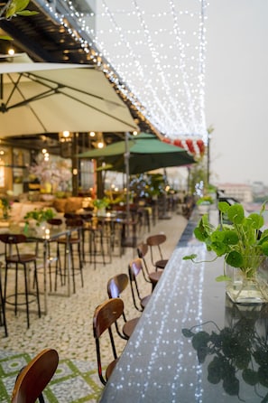 Bar (en el alojamiento)