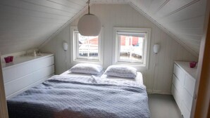 Apartment, 3 Bedrooms | 3 bedrooms - Keybutler Oceanview Apartment Skibbuveien (Kristiansand)