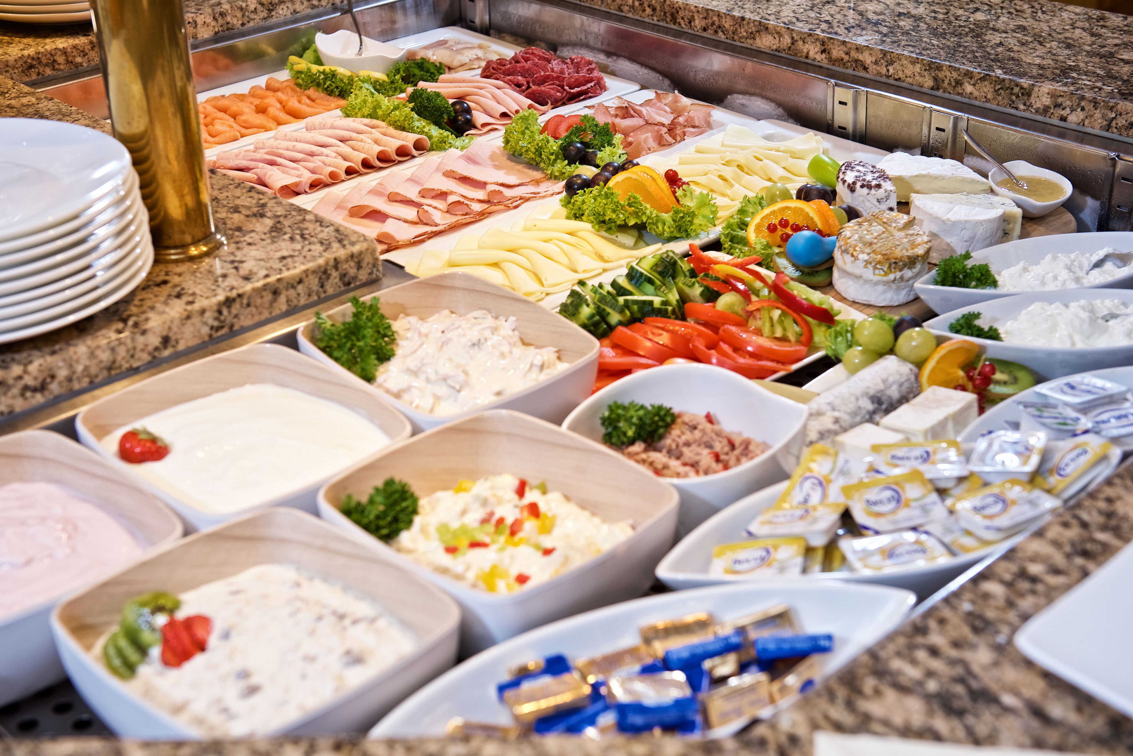 Daily buffet breakfast for a fee