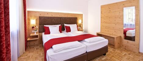 Apartment, 2 Bedrooms | In-room safe, desk, laptop workspace, soundproofing