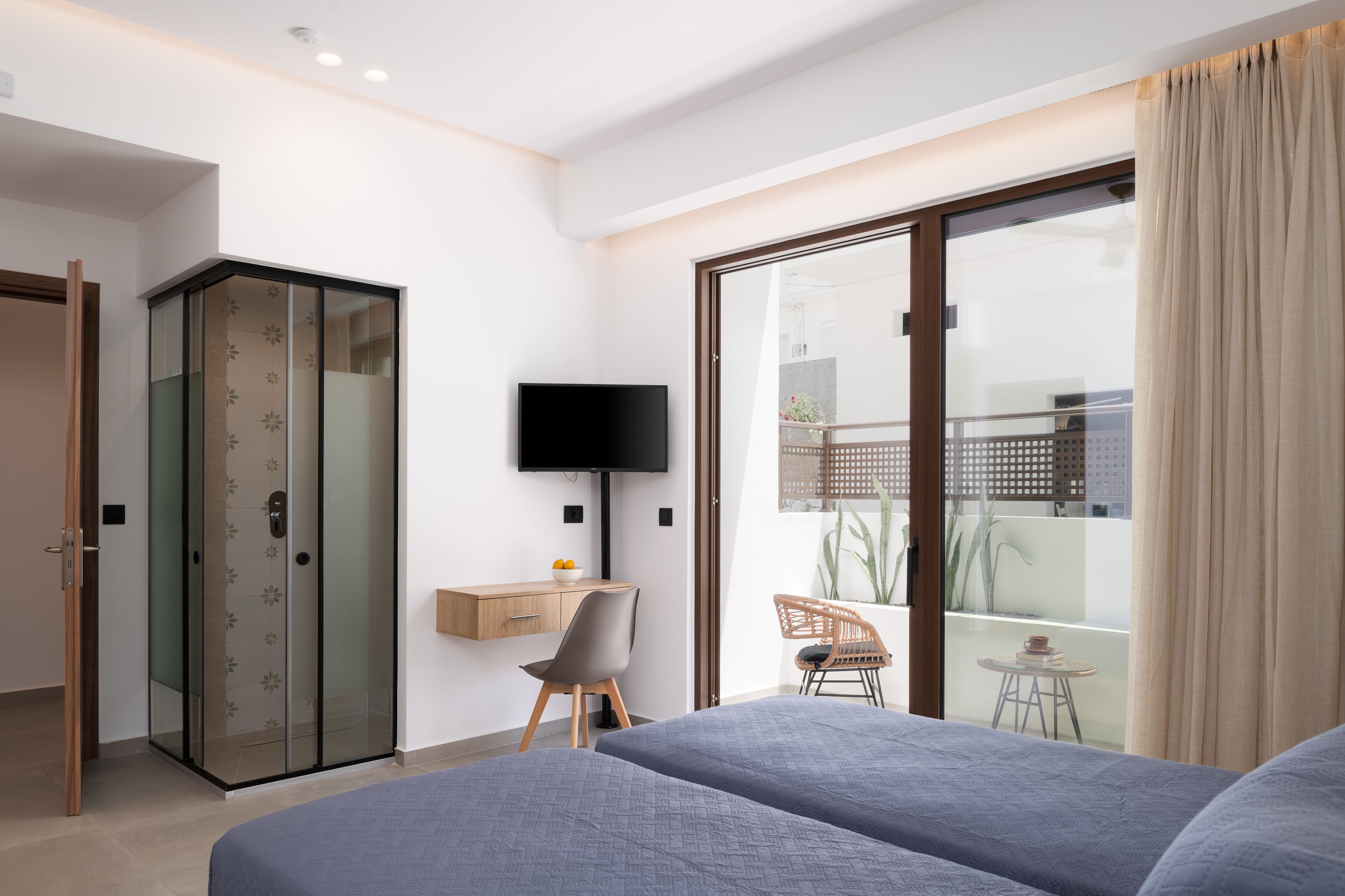 4 Schlafzimmer, Schreibtisch, Bügeleisen/Bügelbrett, kostenloses WLAN