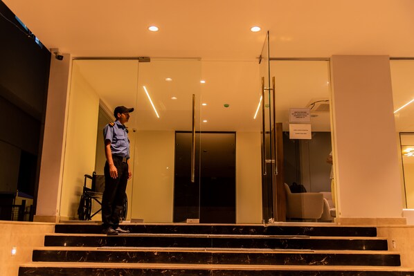 ด้านหน้าที่พัก