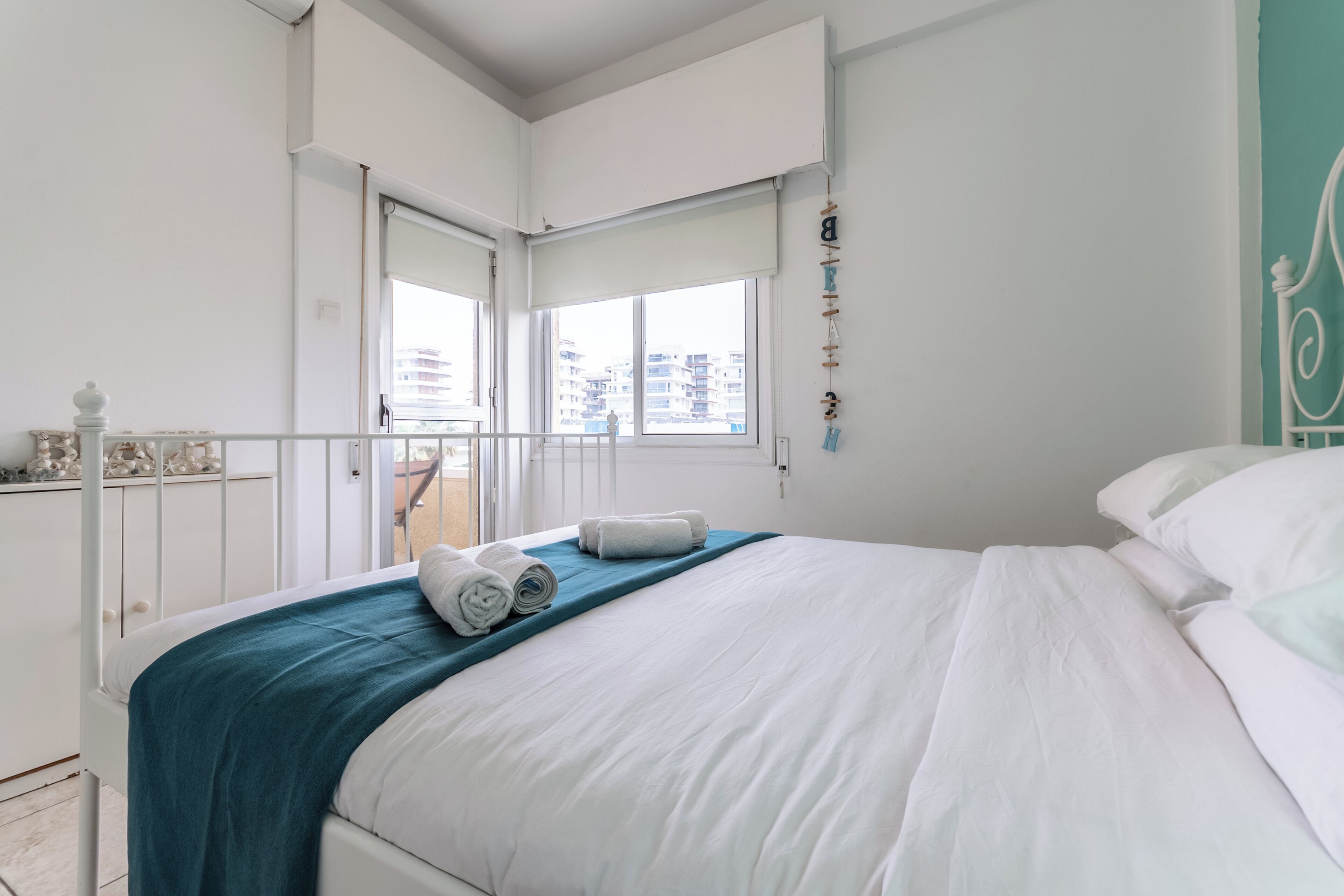 Apartamento estándar | 2 dormitorios, escritorio, espacio para trabajar con un portátil