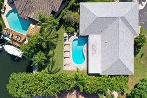 Beheizter Pool