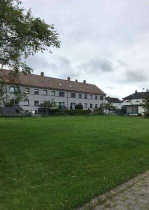 Property grounds - Sentrumsnær Leilighet (Kristiansand)