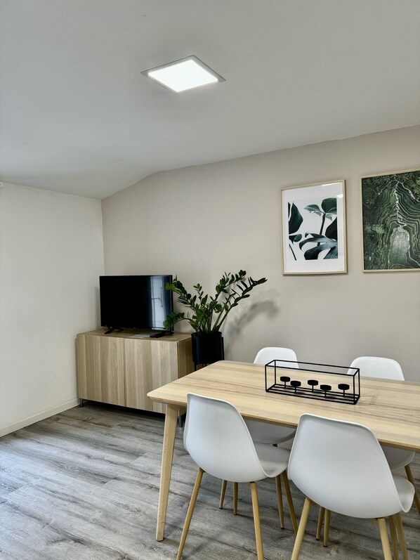 Dining - Apartment in the center of Castelnaudary (Castelnaudary)