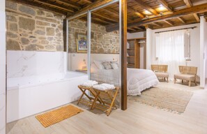 1 chambre, bureau, lit parapluie, Wi-Fi gratuit