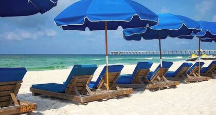 Free round of Golf & Activities Daily! Completely Updated Short walk to Beach