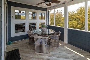 Outdoor dining - Heart and Sol: Large Private Lap Pool, Currituck Club Amenities (Corolla)