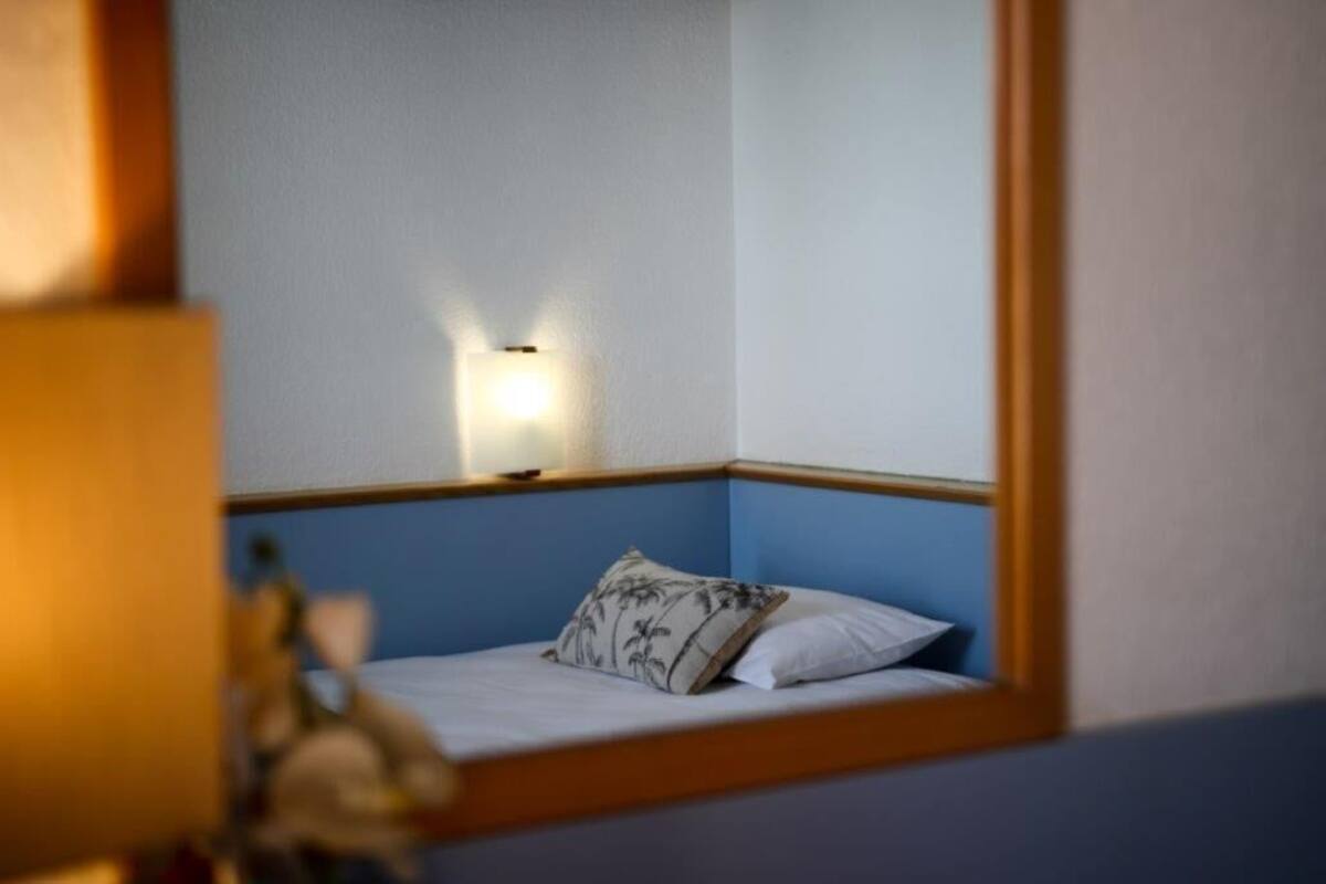 1 bedroom, in-room safe, free WiFi, bed sheets