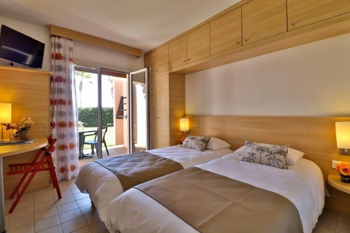 1 bedroom, in-room safe, free WiFi, bed sheets