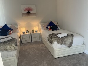 3 Schlafzimmer, Reisekinderbett, kostenloses WLAN