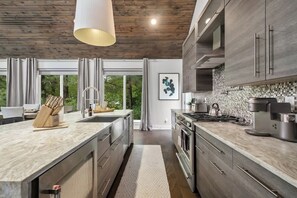 Uklassifisert bilde, 3 av 47, knapp