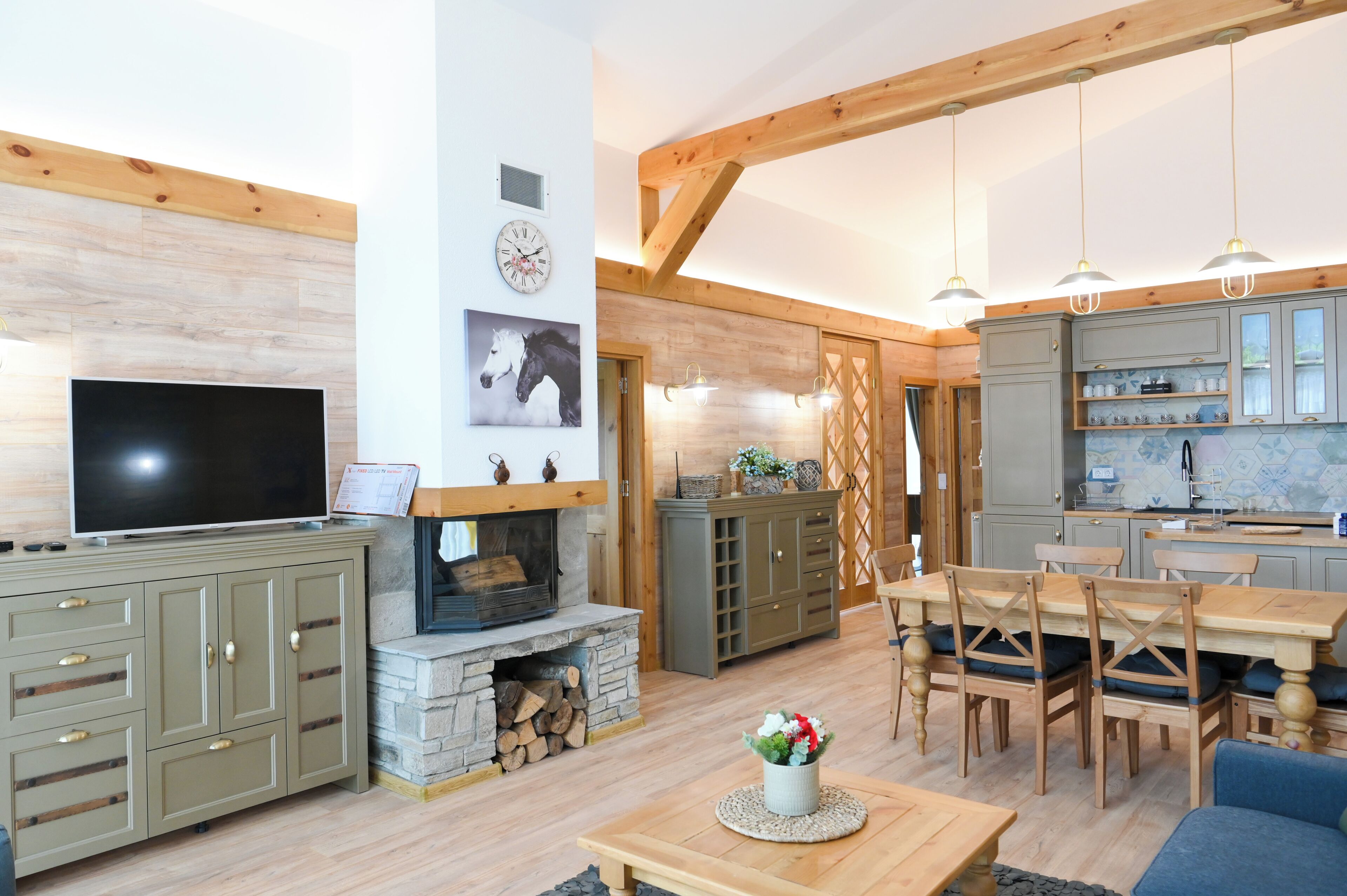 Deluxe-Chalet, 3 Schlafzimmer, Sauna, Bergblick | Eigene Küche | Kühlschrank, Mikrowelle, Ofen, Herdplatte