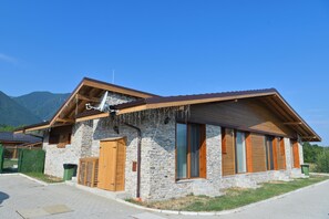 Living area - Villa Letizia near Pirin Golf Resort (Razlog)