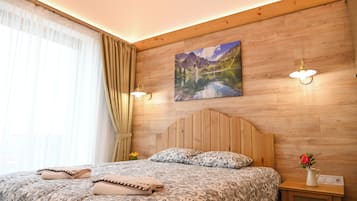 Deluxe Chalet, 3 Bedrooms, Sauna, Mountain View | 3 bedrooms, individually decorated, individually furnished