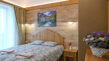 Deluxe Chalet, 3 Bedrooms, Sauna, Mountain View | 3 bedrooms, individually decorated, individually furnished