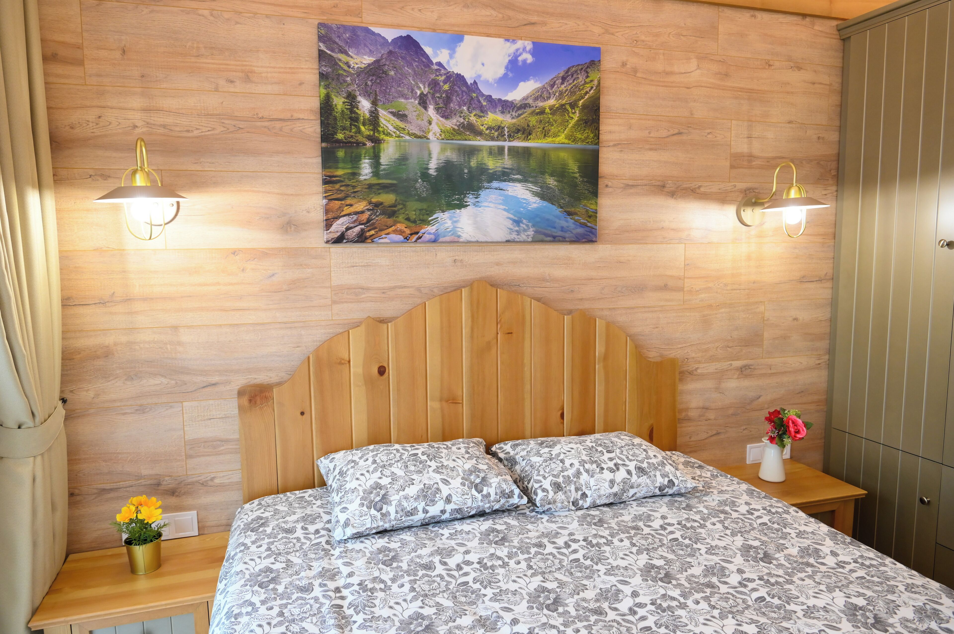 3 habitaciones, decoración personalizada y muebles diferentes 