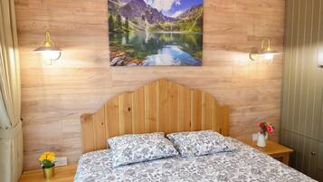 3 bedrooms, individually decorated, individually furnished