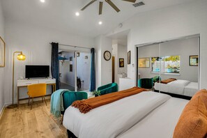 4 bedrooms, iron/ironing board, free WiFi, bed sheets