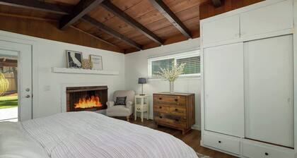 Pet Friendly Cabin Close to Beach & Slopes, Live Like a Local
