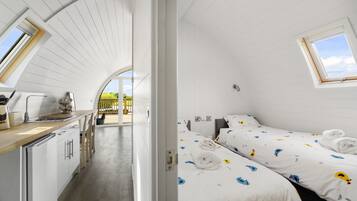 1 habitación y ropa de cama