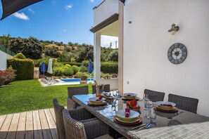 Outdoor dining - Villa Isabella- Private  heated Pool (Paderne)