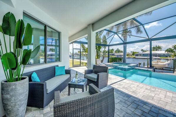 Outdoor pool, a heated pool