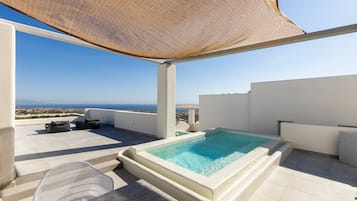 Private pool