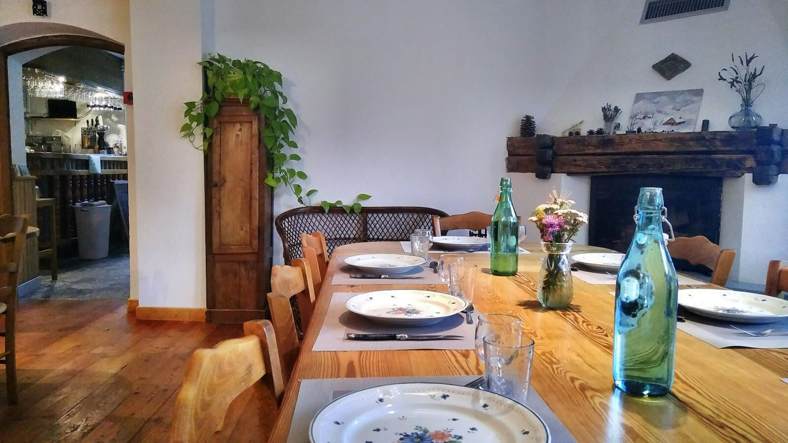 Suite, mit Bad, Bergblick | Restaurant