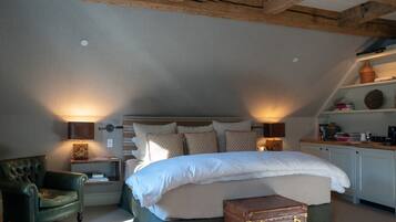 1 bedroom, iron/ironing board, travel crib, free WiFi