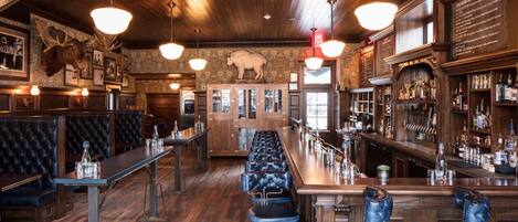 Bar (en la propiedad)