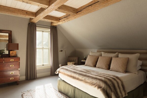 1 slaapkamer, een strijkplank/strijkijzer, reisbedje, gratis wifi