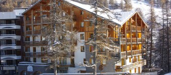 L' IDEAL at Ecrin des Neiges.