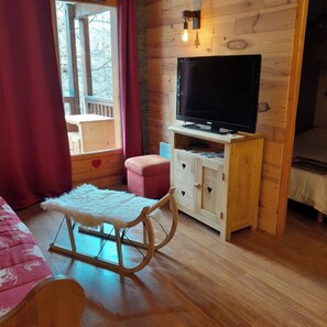 2 bedrooms, travel crib, free WiFi, bed sheets - L' IDEAL at Ecrin des Neiges. (Vars)