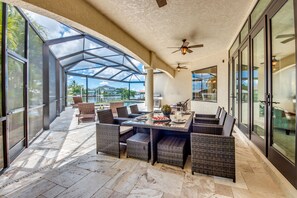 Outdoor dining - Villa Regency, luxury 2 story villa in a preferred residential area, pool & spa (Cape Coral)
